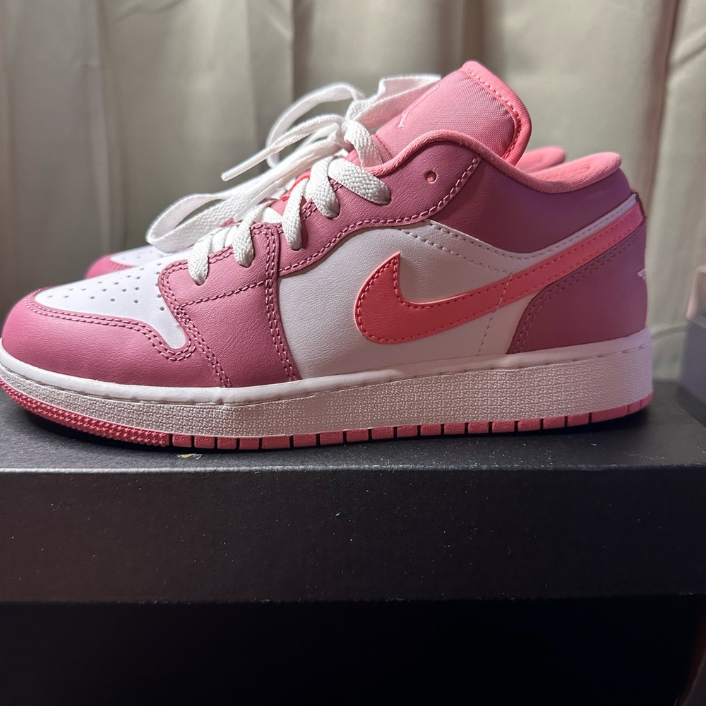 Jordan 1 Low